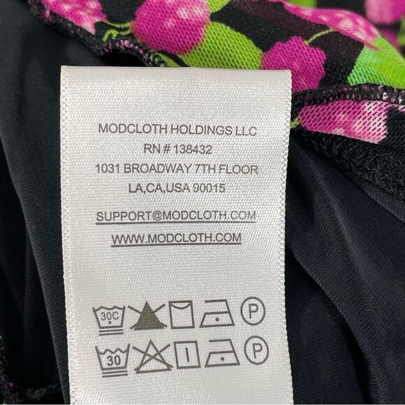 NWT ModCloth Jam Packed on the Prairie Black Raspberry Print Mini Dress Size M - Picture 9 of 10